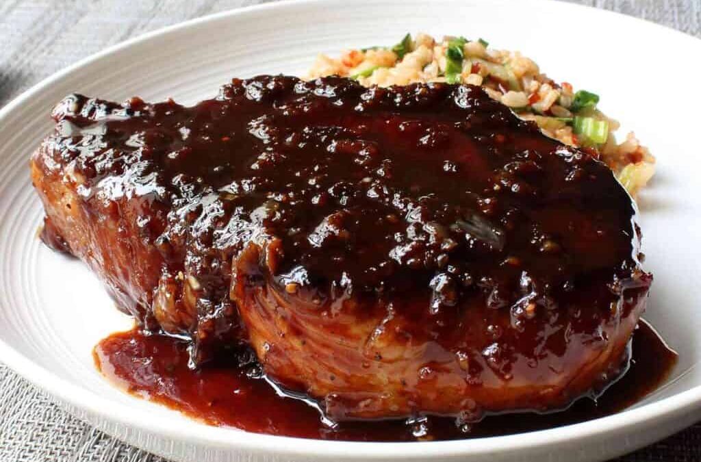 Sticky Garlic Pork Chops
