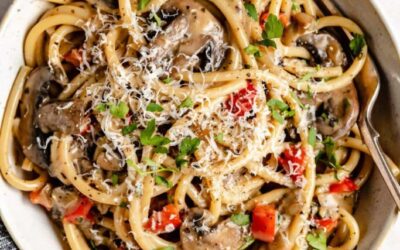 Creamy Pasta with Oyster Mushrooms and Sweet Peppers